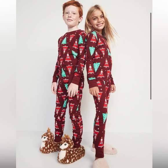 Old Navy Other - Santa Claus pajamas